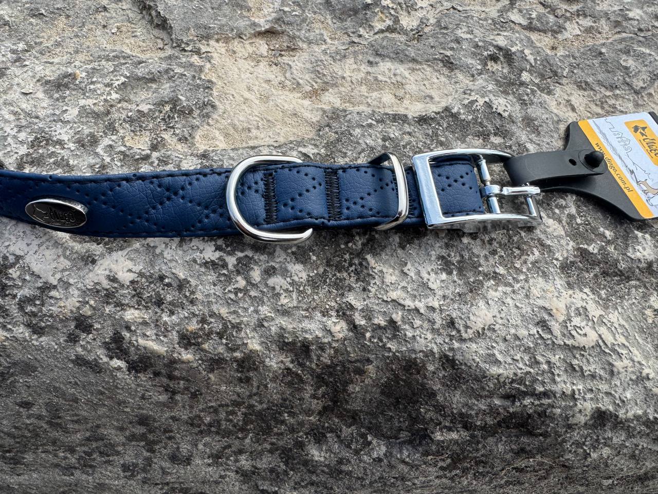 Terra: Halsband aus veganem Leder & Polyamid – Robust & elegant